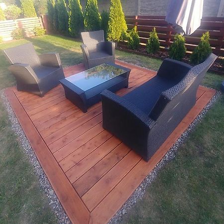 Apartament Jantar Z Ogrodem Kołobrzeg Kültér fotó