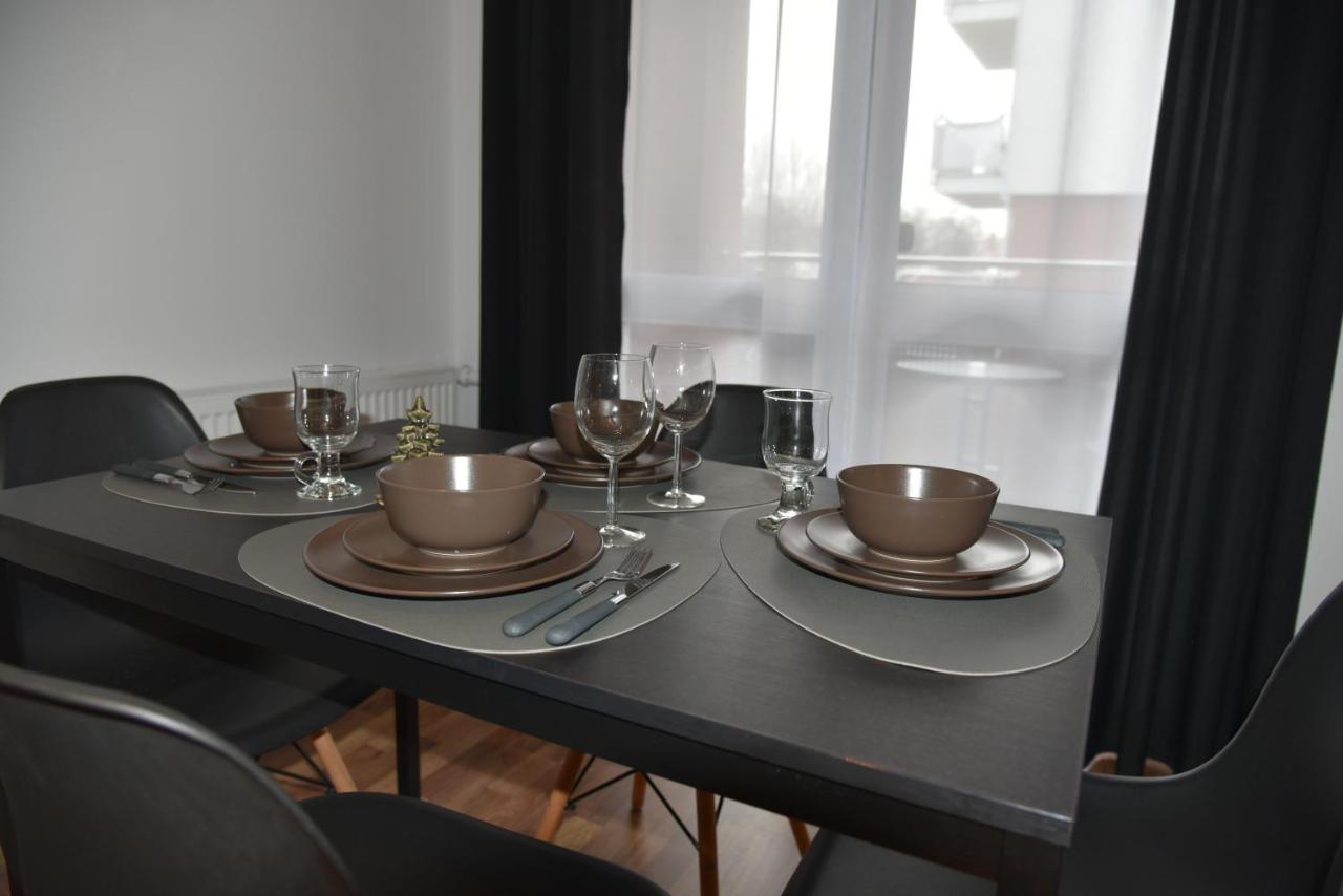 Apartament Jantar Z Ogrodem Kołobrzeg Kültér fotó