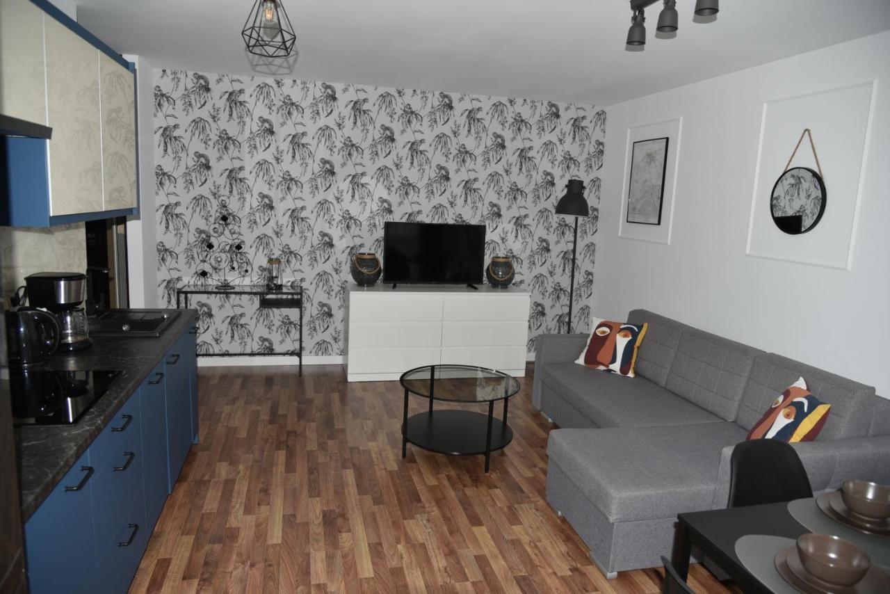 Apartament Jantar Z Ogrodem Kołobrzeg Kültér fotó